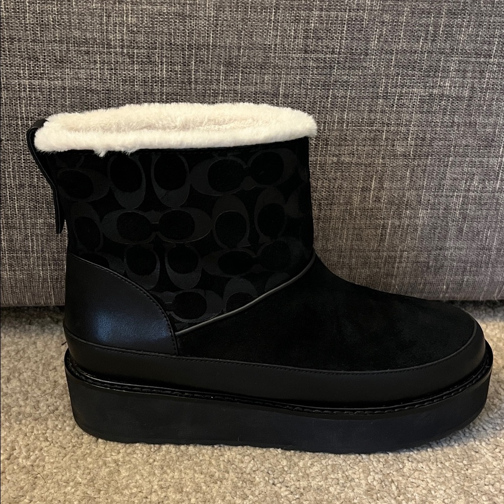 Coach Indi Bootie - 8.5 - Picture 2 of 6